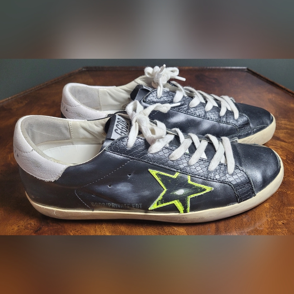 Golden Goose Black Leather Sneaker/ Snakeskin Leather Accents / Neon Edged Star. - Picture 1 of 16